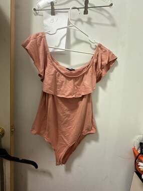Ambiance Women's 2X Pink Off-Shoulder Ruffle Bodysuit